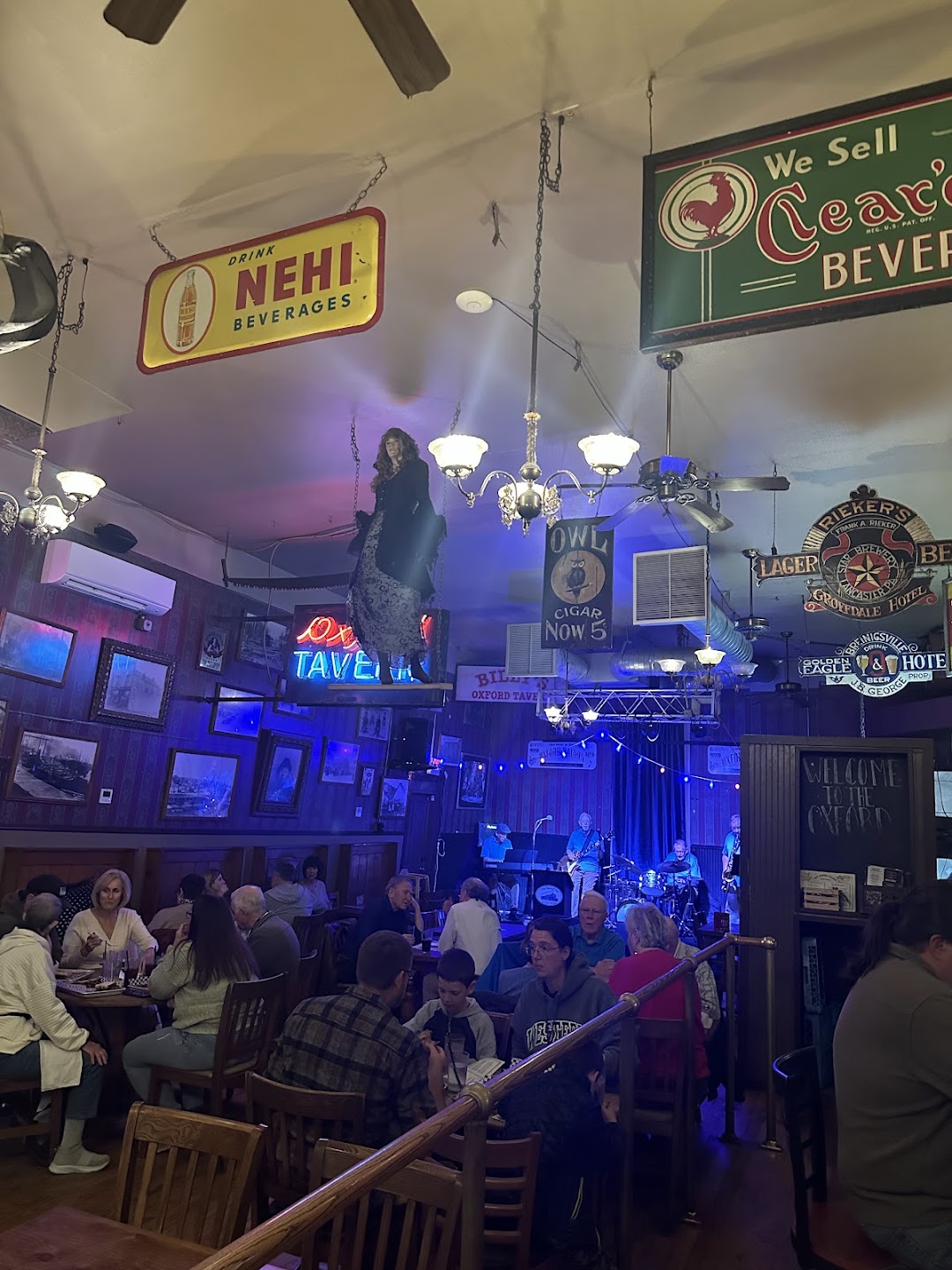 Photo of The Oxford Saloon