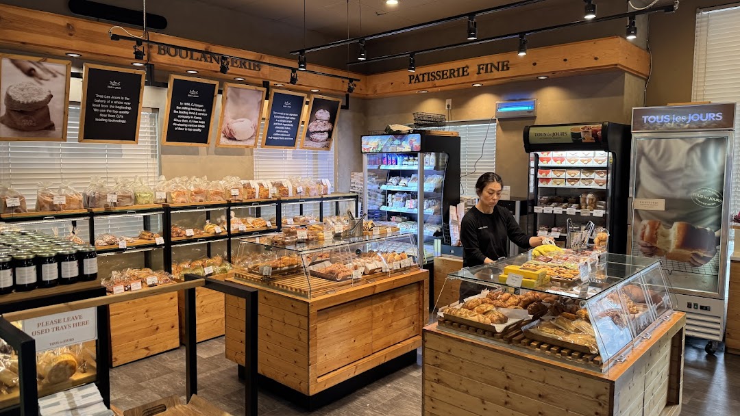 Tous les Jours Bakery Café - Bellevue