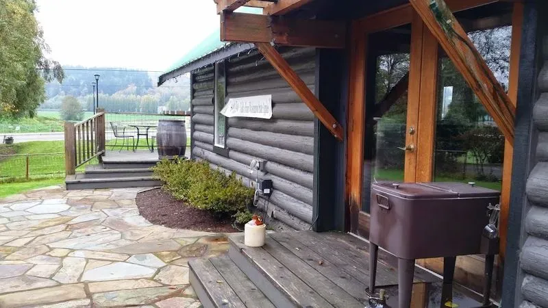 Genoa Cellars Tasting Room - Woodinville Warehouse District