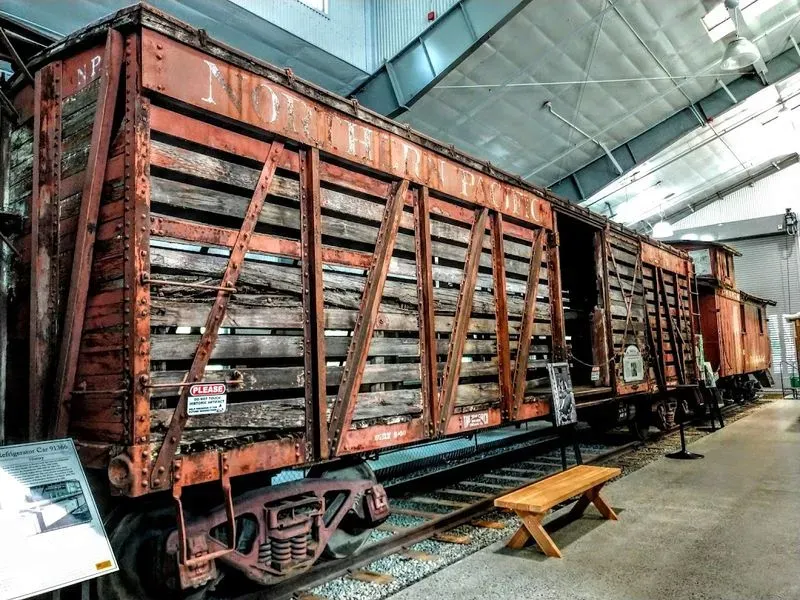 Northwest Railway Museum, Railway Education Center