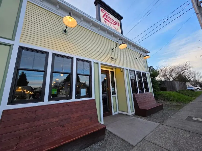 Terry's Office Tavern