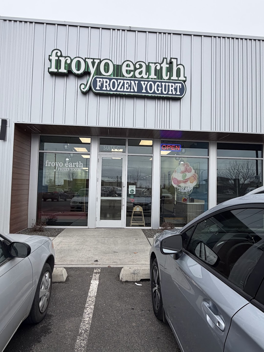 Photo of Froyo Earth