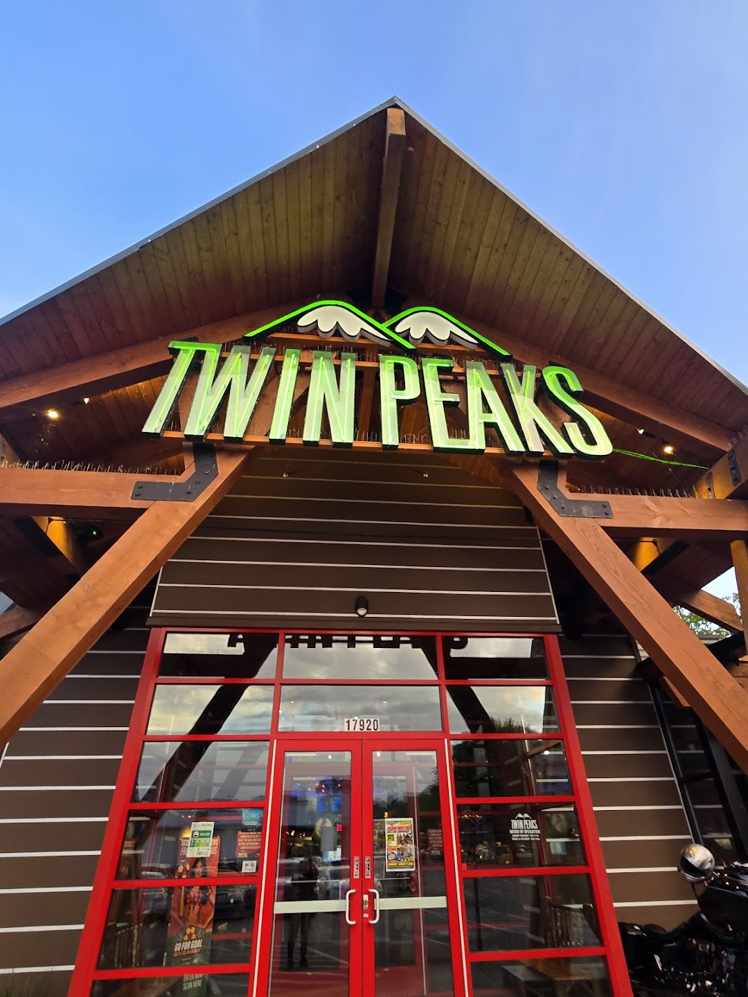 Photo of Twin Peaks
