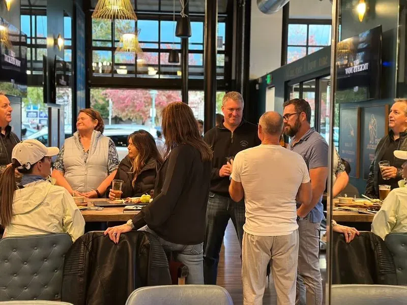 LA Vida Social taproom&bar