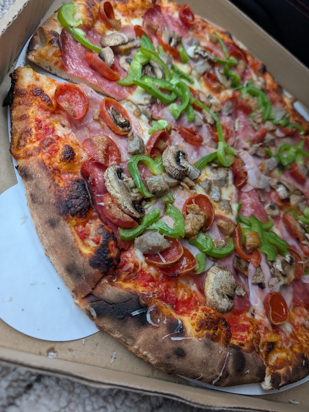 Photo of Smoking Monkey Pizza