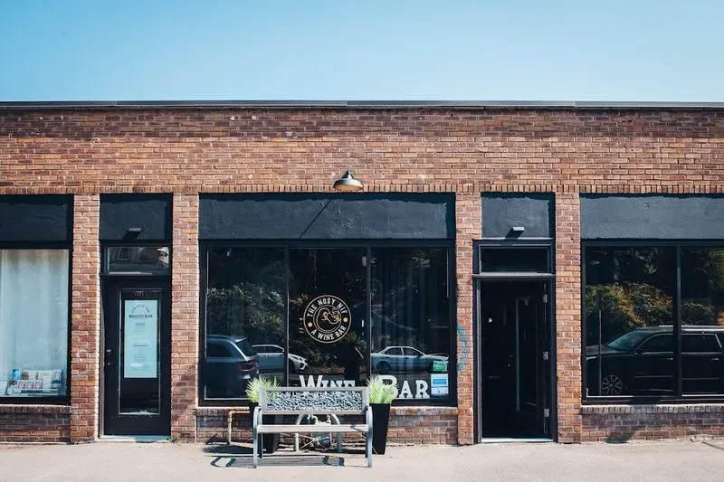 The Nosy Nif-A Wine Bar