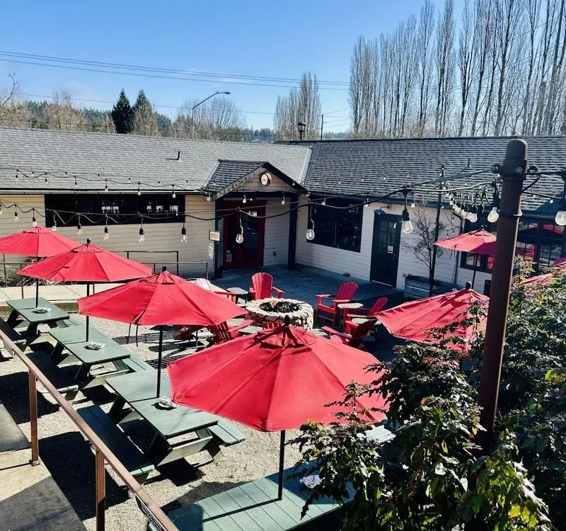 Hollywood Tavern