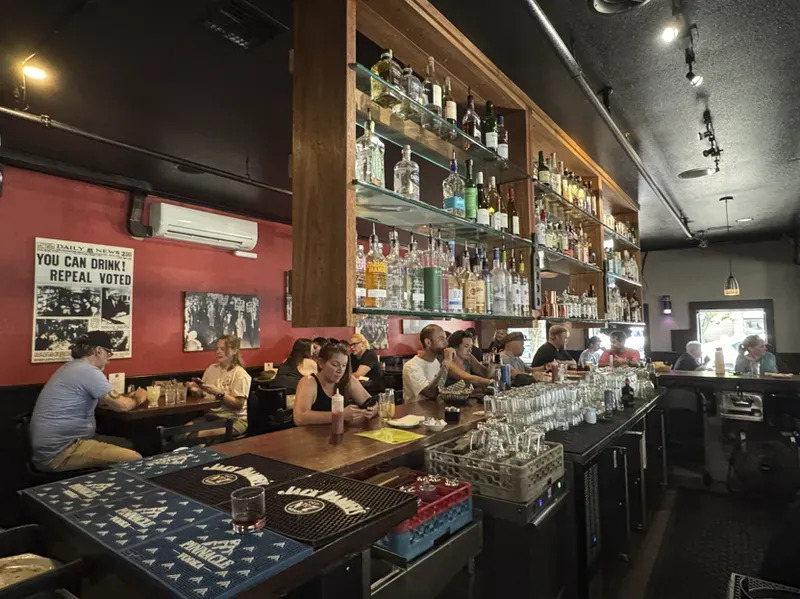 Dirty Oscar's Annex
