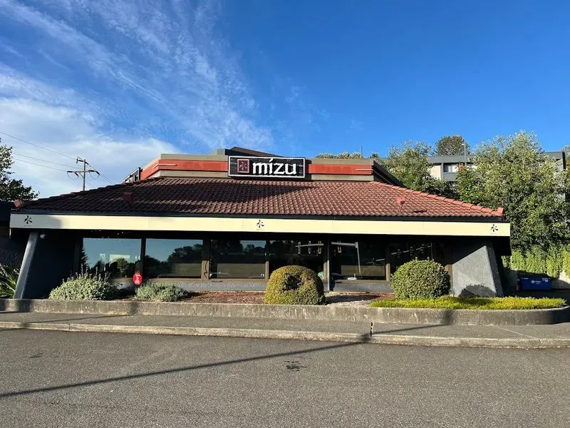 Mizu Japanese Steakhouse