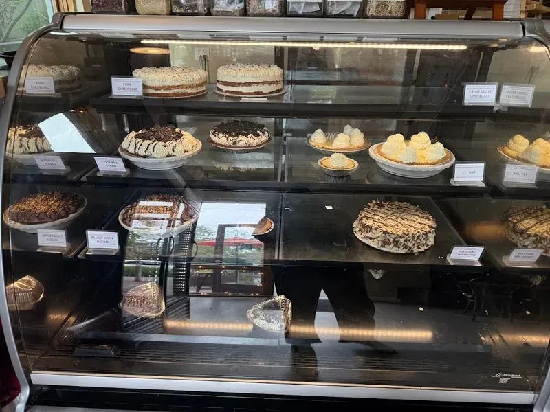 A la Mode Pies