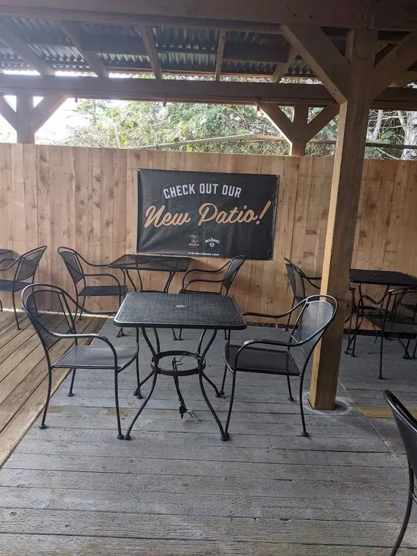 Christy's Bar & Grill
