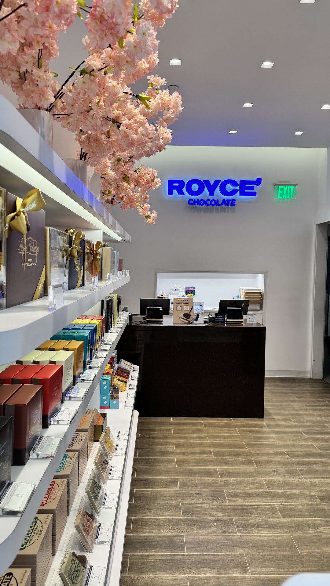 Photo of ROYCE' Chocolate at Westfield Southcenter