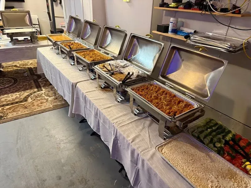 Mommy's Kitchen Indian Food & Pizza