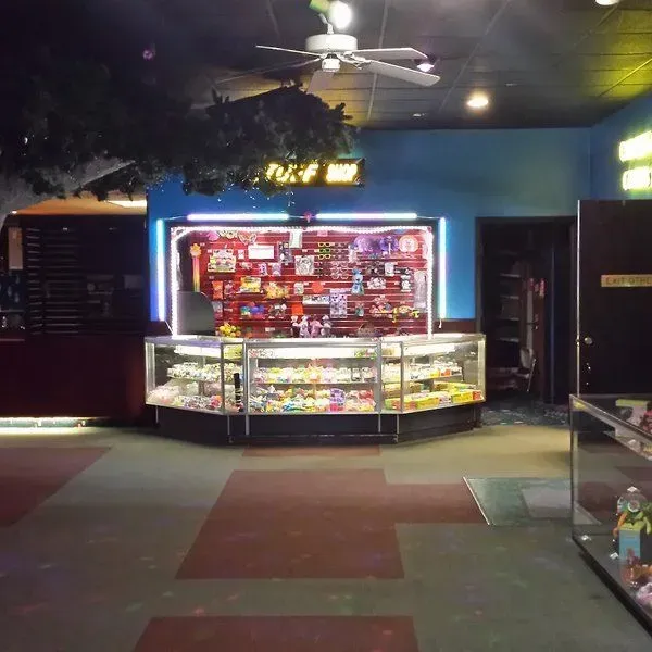 Skate Plaza Roller Rink