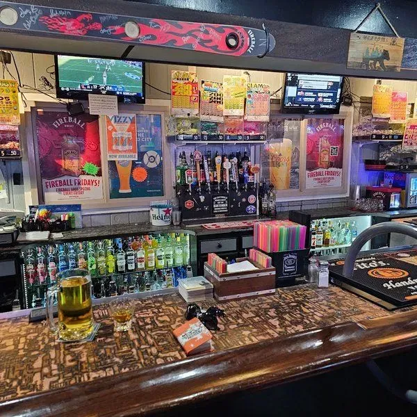 Jackson Hole II Bar & Grill
