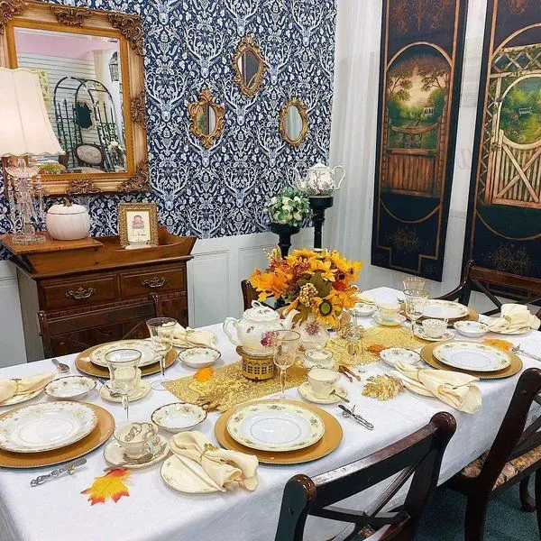 La Tea Da- A Tea Room