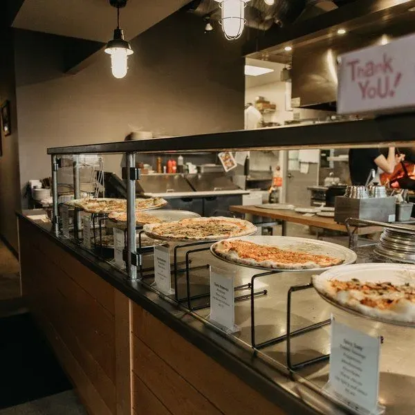 Versalia Pizza Kendall Yards