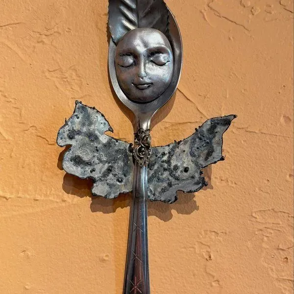 New Moon Art Gallery