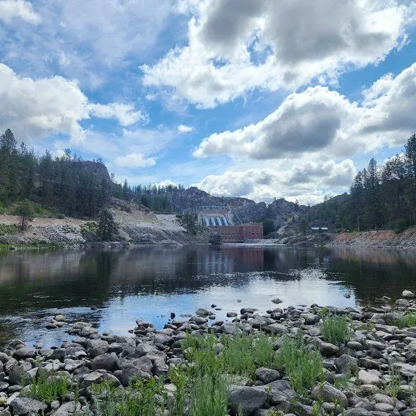 Long Lake Dam Picnic Area (Lake Spokane)