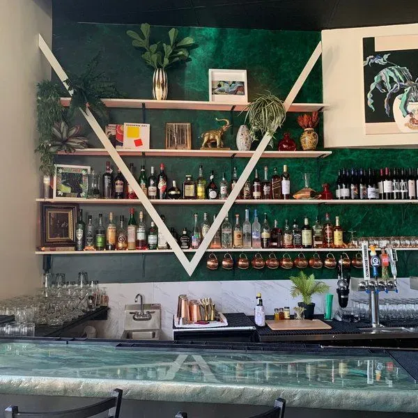 RÜT Bar & Kitchen