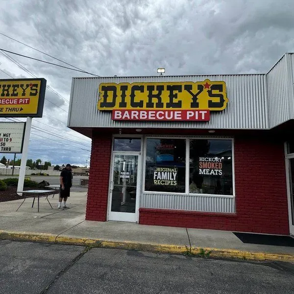 Dickey's Barbecue Pit