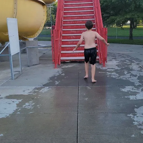 Shadle pool