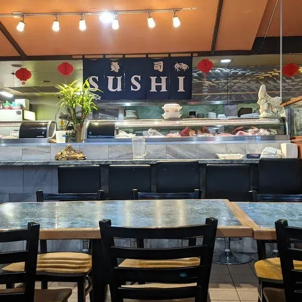 Sushi House Asian Food & Bar