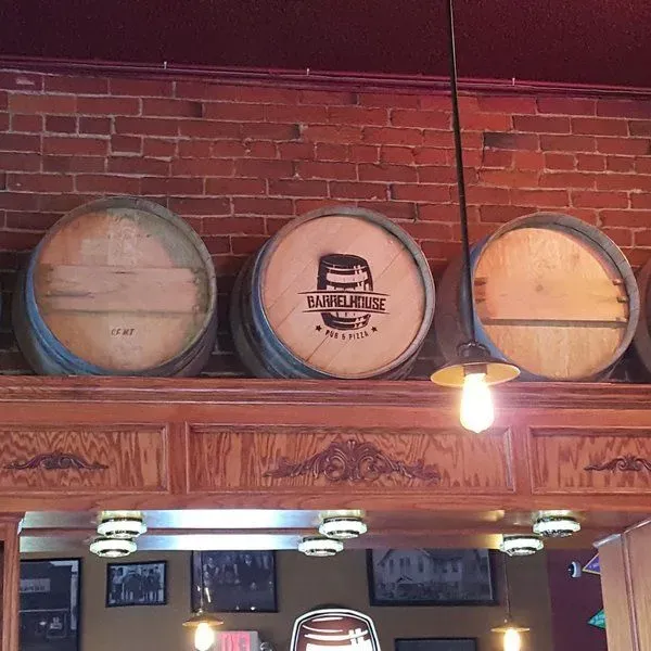 Barrelhouse Pub & Pizza