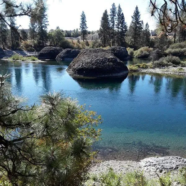 Hurlburts Trail Head Islands fishing beach