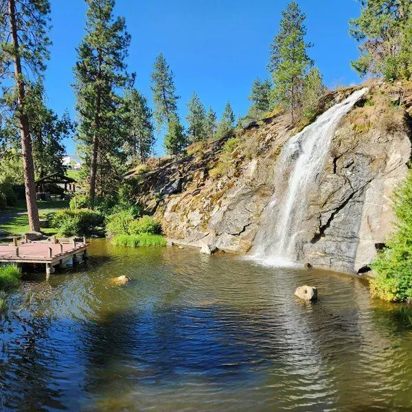Mirabeau Springs