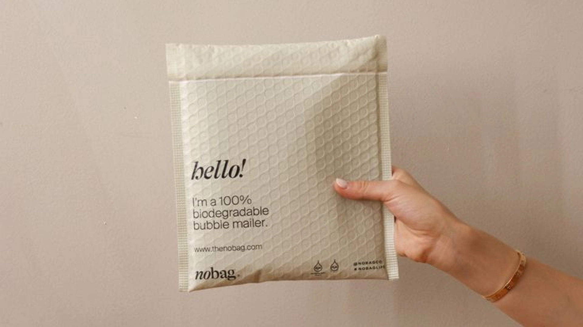 order-custom-bubble-mailers-in-bulk 
