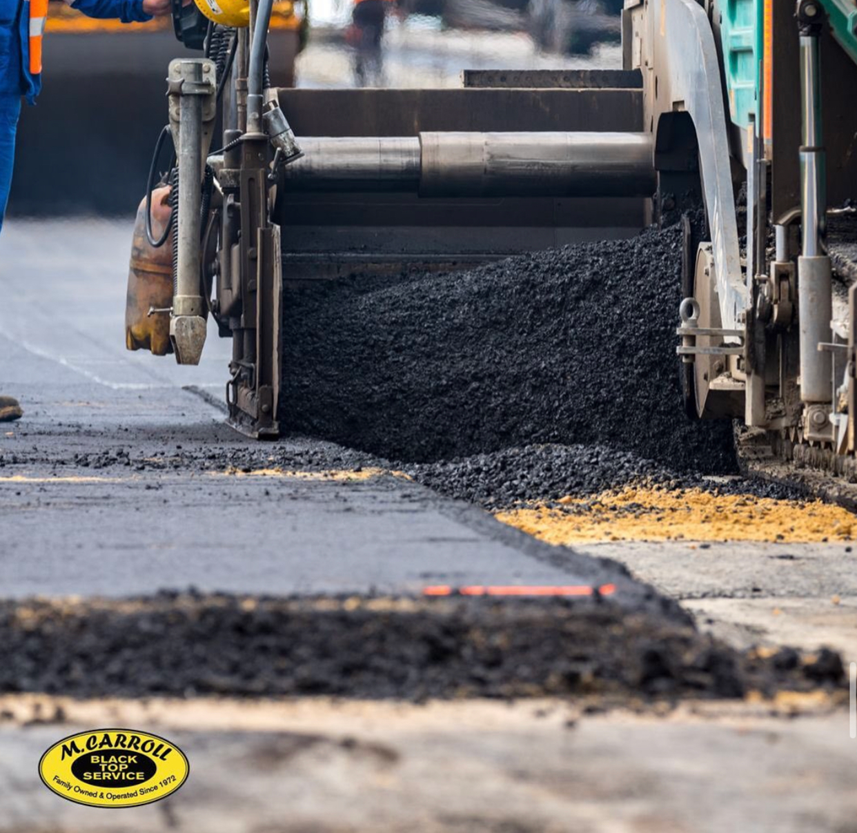 Pour New Asphalt for Asphalt Resurfacing