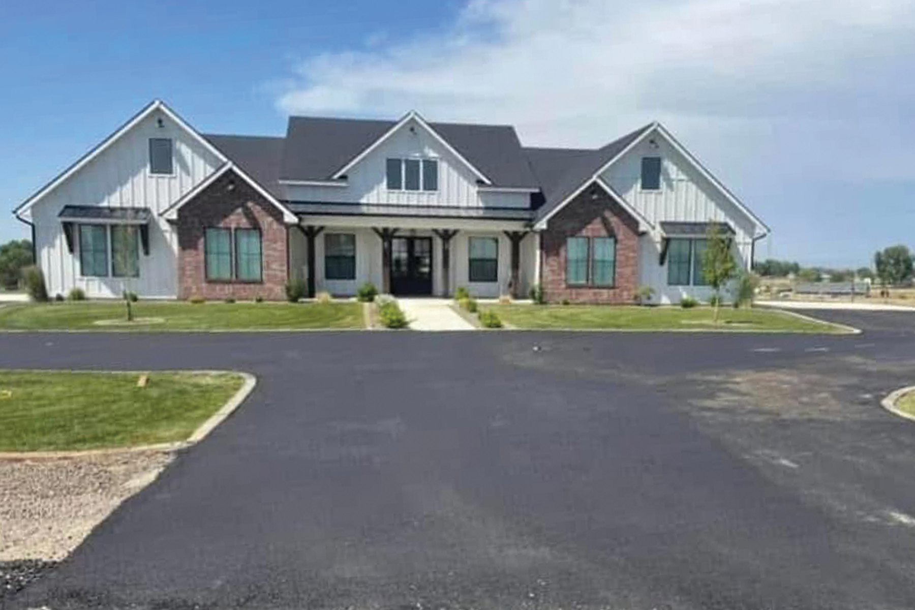 Asphalt Paving and Sealcoating Five Star Paving