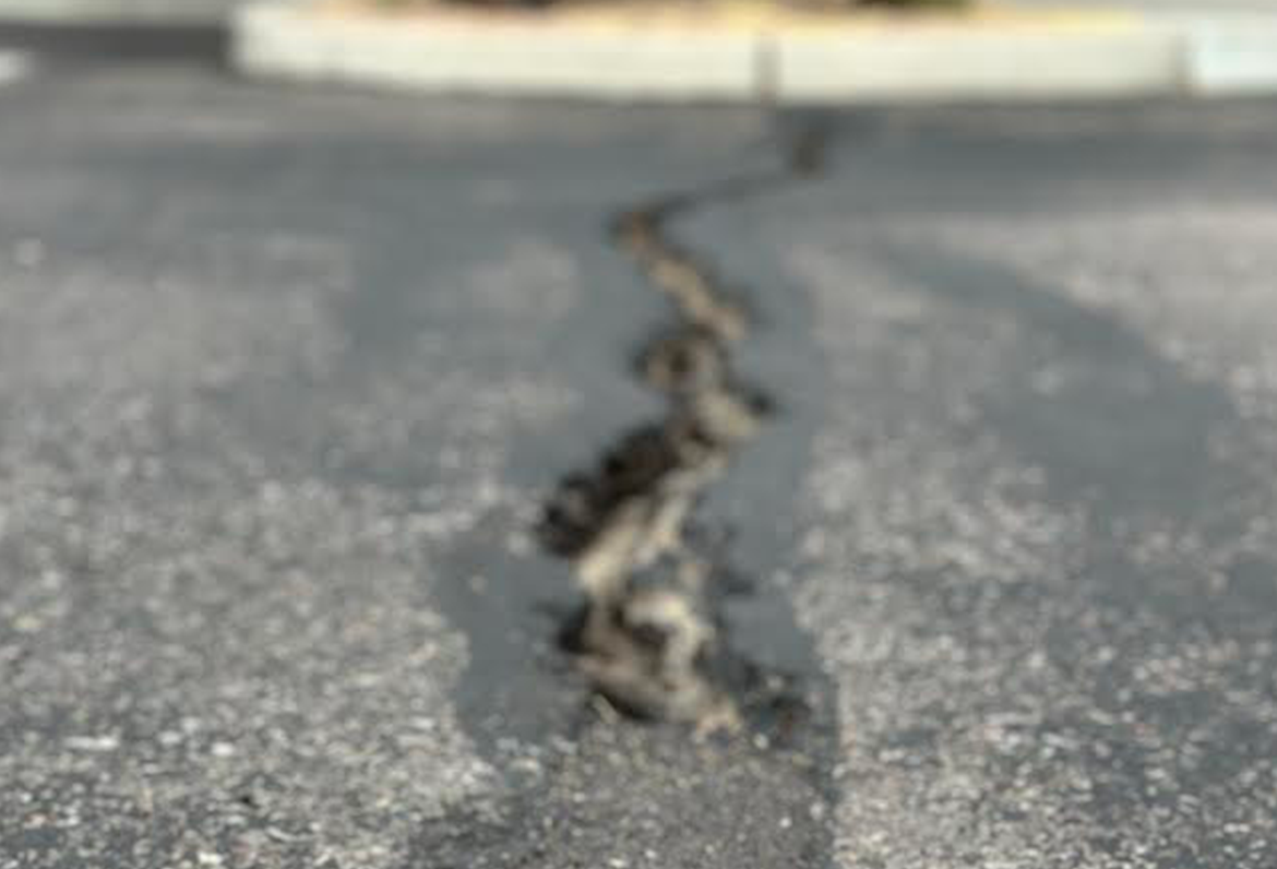 Asphalt Crack Filling from Element Asphalt