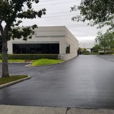 Local Commercial Asphalt Paving 