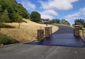 Asphalt Sealcoating Experts 