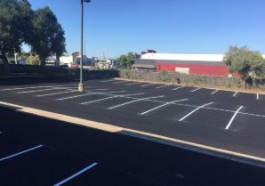 Commercial & Residential Line Striping 