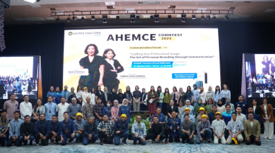 image for Bangun Citra Profesional Karyawan, Grup United Tractors Gelar Communication Festival 2025