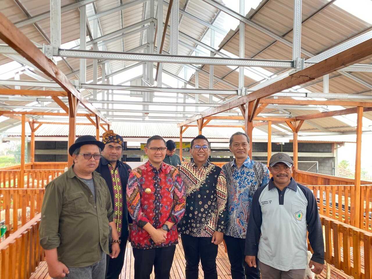 Tingkatkan Kesejahteraan Masyarakat, United Tractors Resmikan Desa Berdaya, SOBAT TANGGUH, serta Kandang Komunal Peternakan Domba Desa Sumbergondo, Batu, Jawa Timur