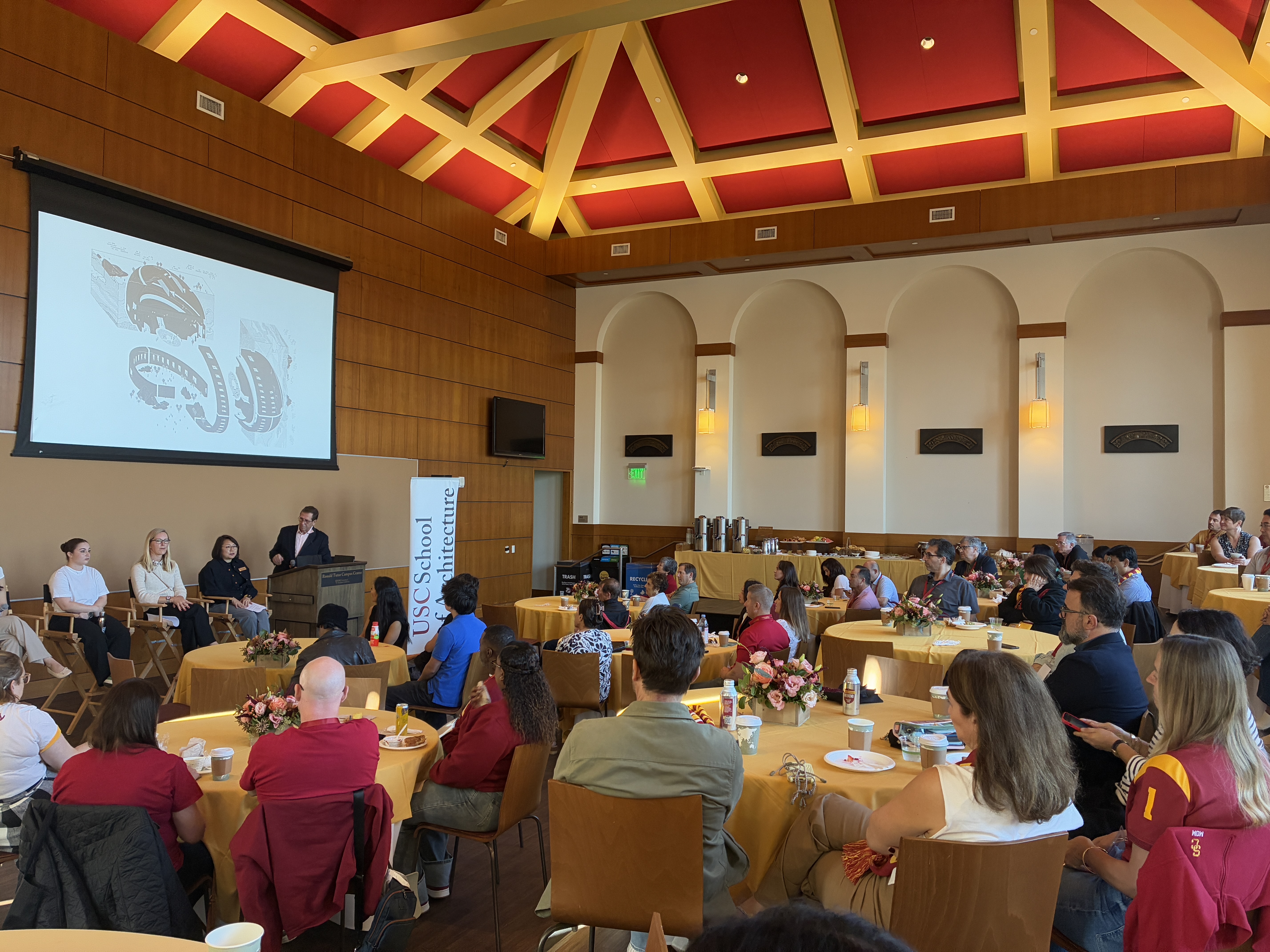 DEAN STEELE WELCOMES OUR TROJAN FAMILIES