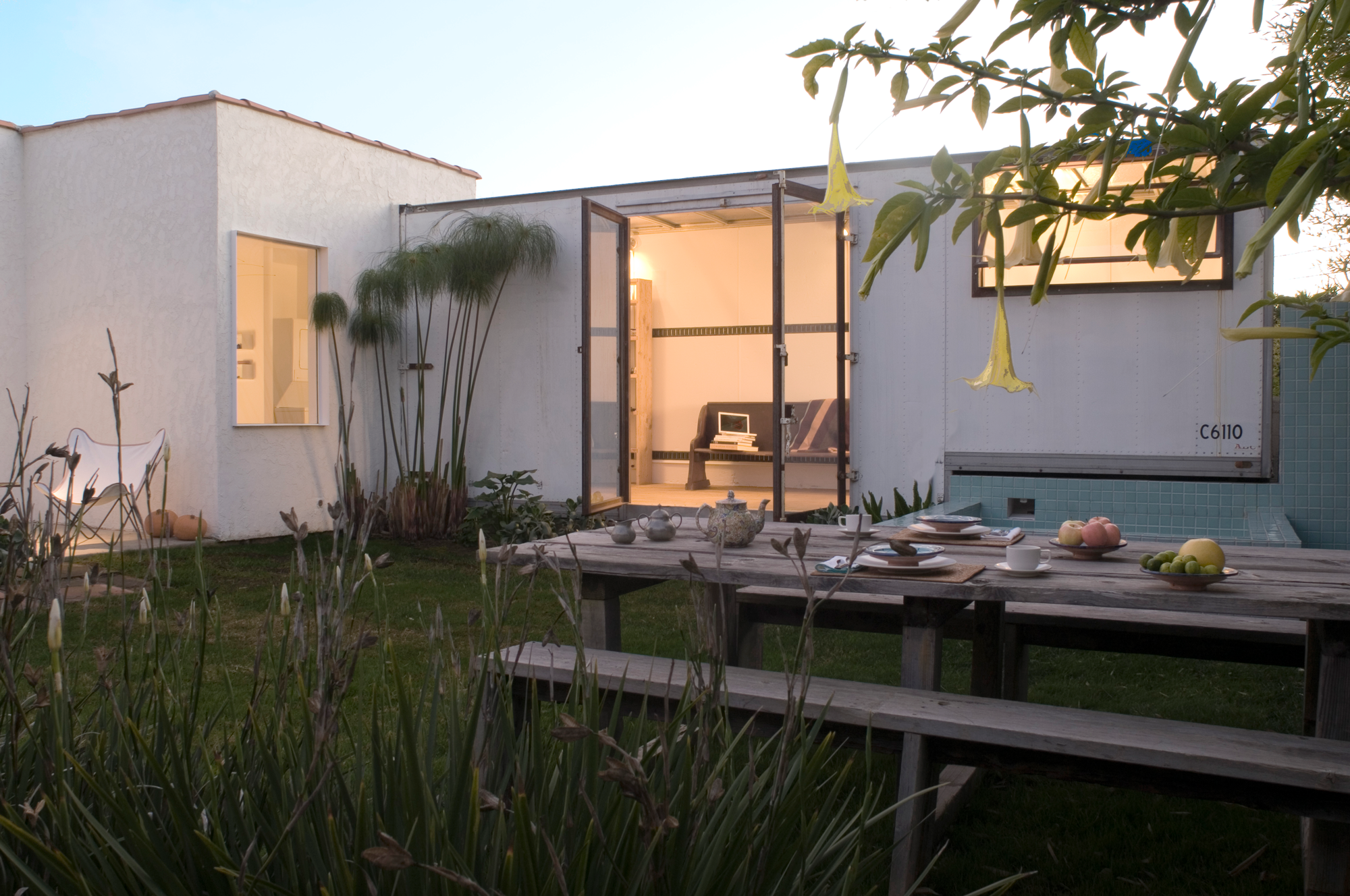 Jennifer Siegal’s home, Venice, CA. Photo Courtesy of Marvin Rand