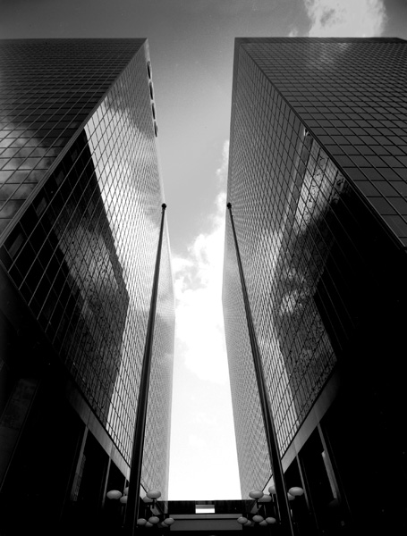 3550 Wilshire Office Building, Los Angeles, Calif., 1970, Luckman Partnership