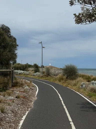 The Bay Trail · 10.7 km