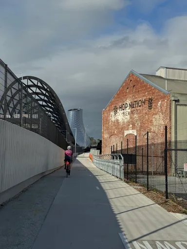 Hobsons Bay Coastal Trail · 5.6 km
