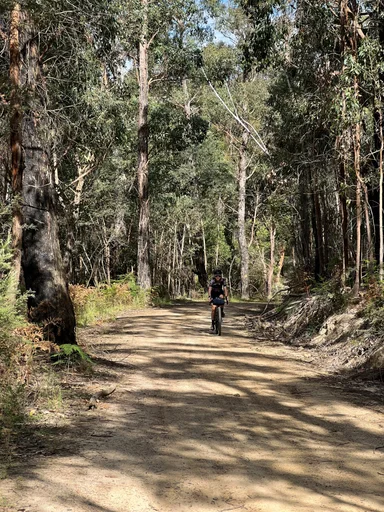 Roads back into Heathcote Junction