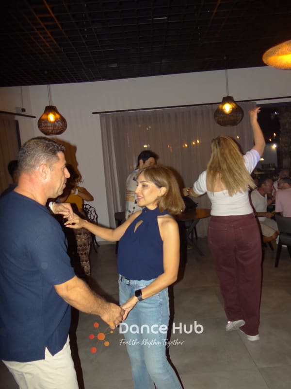 DANCEHUB-005635.jpg
