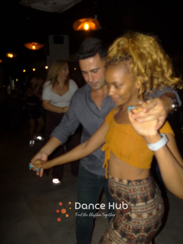 DANCEHUB-005640.jpg