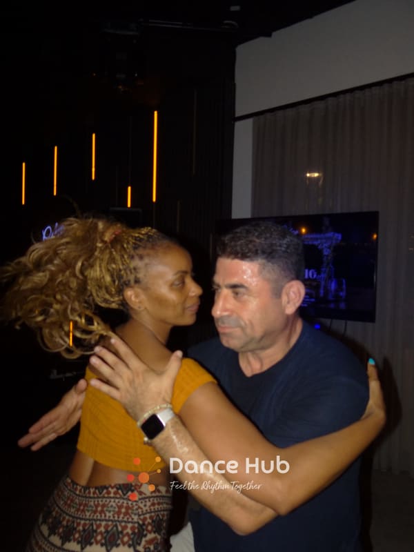 DANCEHUB-005660.jpg