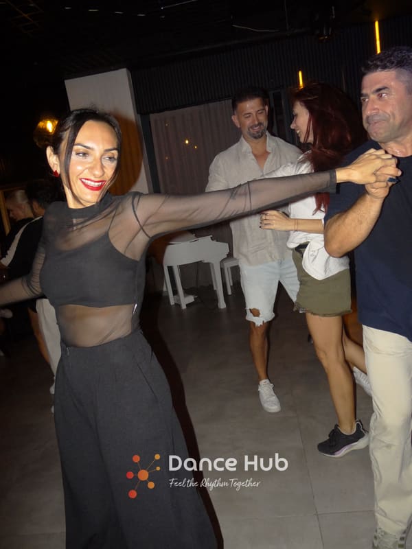 DANCEHUB-005687.jpg