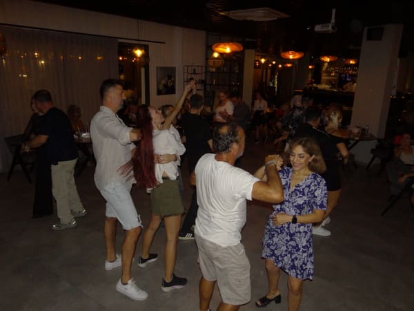 DANCEHUB-005692.jpg